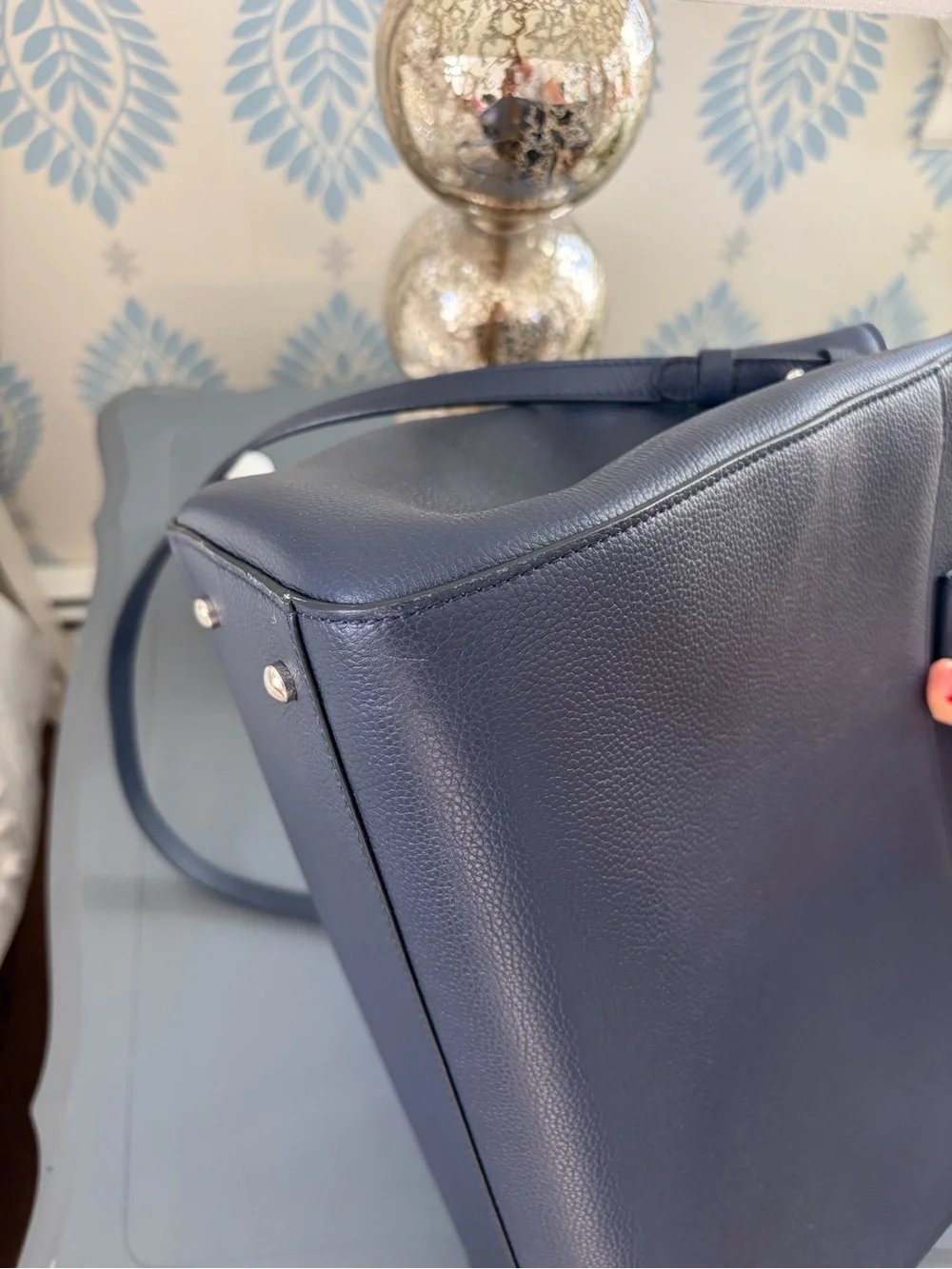 CHANEL Large Neo Executive shopper tote handbag navy blue